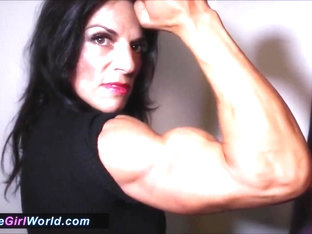 Danni Tight Sleeve Biceps