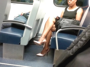 Mature Ebony Lady Sexy Legs & High Heels