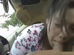 Tinder Girl Gives Me A Blowjob In A Parking Lot
