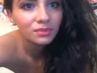 Busty Teen Showing Her Body On Webcam