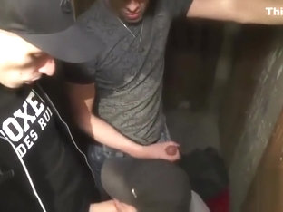 3 mecs sous le periph