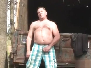 Daddy mugs jerks off after hard work