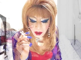 sissy girl pornstar niclo sexy smoking2