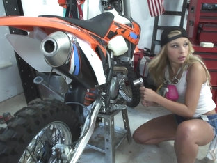 Bitch With Strapon Fucks Teenager Girl In The Garage