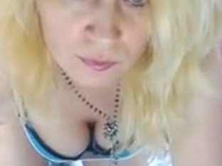 Milfanna's Live Sex Webcam Chat