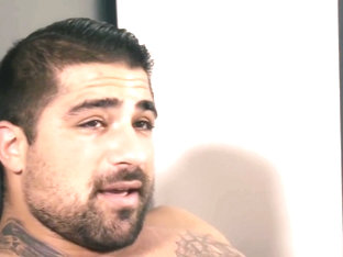 Hot Bottom (Bareback)