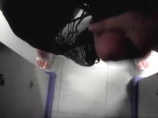 Black Dress Arcade Flash and Play