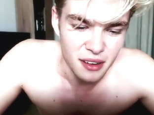 22 yo, gay guy from Romania. Nice dick, beautiful eyes. Good cumshots.