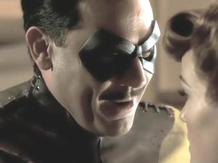 Carla Gugino & Malin Akerman - Watchmen (2009)