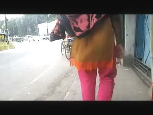 Bangladeshi walking booty