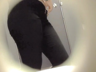 Pissing Voyeur Scenes Of Amateur Soft Butted Female