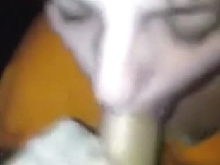 Fiona offers a blowjob to a hot man