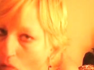 Mature lady having sex like a pro