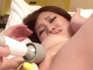 Cute Shaved Pussy Japanese Showers And Takes The Dick