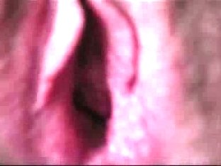 Jessica Whore showing her cunt to cam