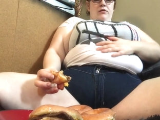 Luthor Burger Stuffing - Bbw Feedee Amber Crystal