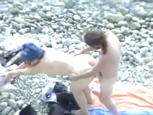 Voyeur sex on beach