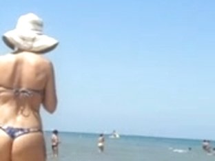 Following A Pawg On The Beach