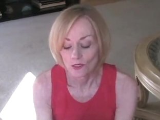 Melanie teaches masturbation