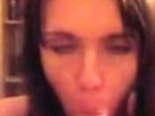 Very Hawt And Petite Giving Great Head