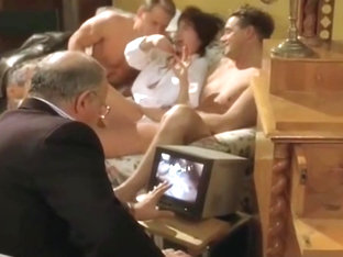 Elisabetta Cavalotti In Group Sex Scene