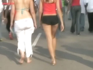 Perfect teen asses in tight shorts on street candid