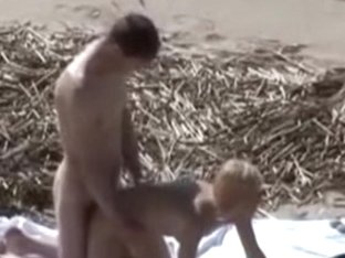 Beach Sex Caught By Voyeur