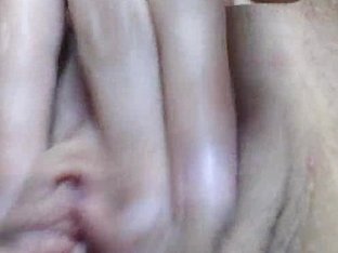 Sexy Blonde Babe Play Her Pussy Up Close On Cam