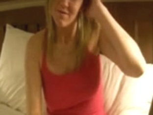 Sister Busts U Jacking It