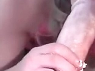 Fleshly Wife Gives Soaked Oral Pleasure