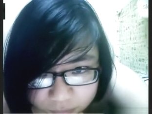 Nerdy Asian Girl Has Cybersex With Her BF On Skype