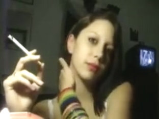 Elizbeth Marlboro Red 100 Webcam Again