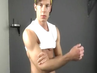 MUSCLE WORSHIP-MASSAGE