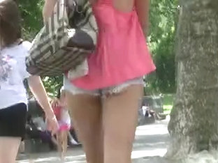 NY Central Park Bold Hottie (Busted at end by douchbag)