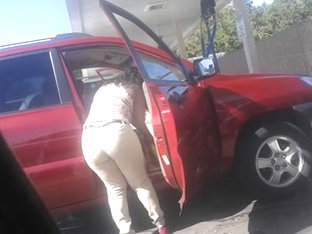 Thick Ass At Carwash