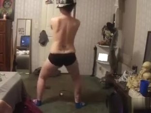 Trying a dance for my man tell me what u think