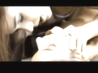 A daydream by honeybee