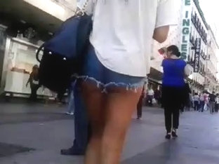 chica sexy shorts