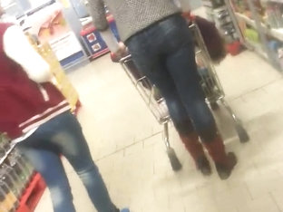 Spy Sexy Mature Ass In Supermarket Romanian