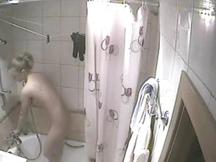 Tom's Wife In The Shower