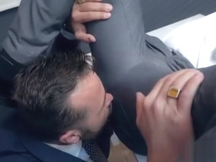 Muscle gay fetish and cumshot