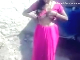 Red Saree Indian Aunty Boob Showcase