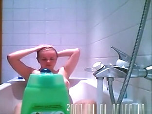Russian Babe Caught On Bath Tub Spy
