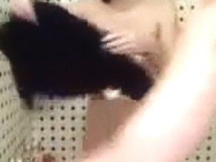 Homemade Video Of A Hottie Screwed In The Shower