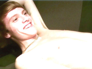 Sporty Twink Lewis Sucked Off - Lewis Taylor - TXXXMStudios