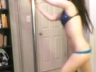 Teen Sugar Flaunts Her Butt On Cam