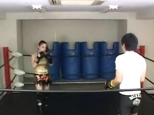 Hot Japanese Boxers Show Their Skills