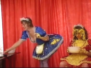 M3SSY M1SS J0N3S  C10WN JUL13