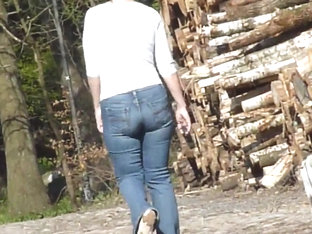 Candid Big Butt Girl Dicker Arsch