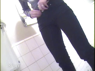 Jap Babe In Toilet Caught In Spy Cam Pissing Video